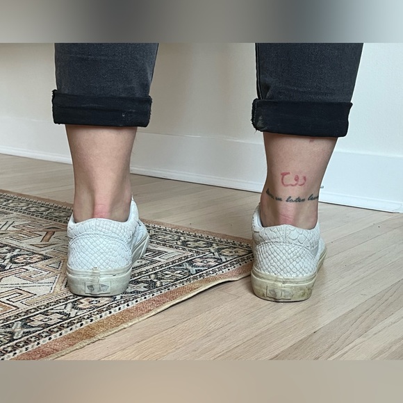 Vans Limited Edition Sneakers, US Women’s 8.5 - Picture 3 of 3